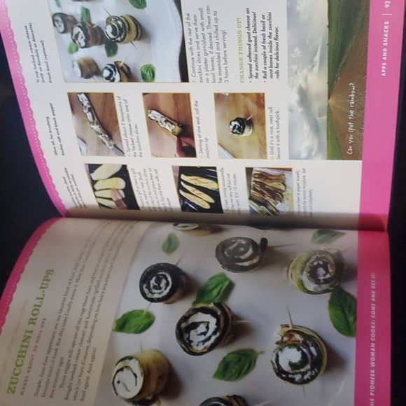 The Pioneer Woman Cooks: Come and Get It! Cookbook - Picture 3 of 3